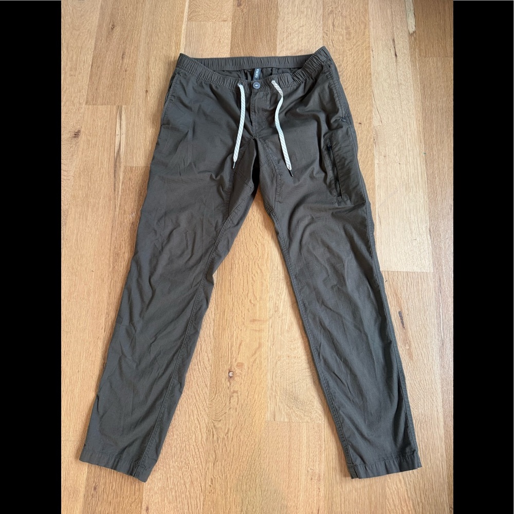 Vuori Ripstop Pants - Large - Like New